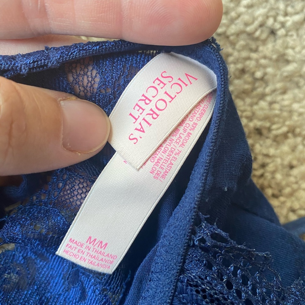 Victoria's Secret Navy Lace Camisole - Picture 4 of 7